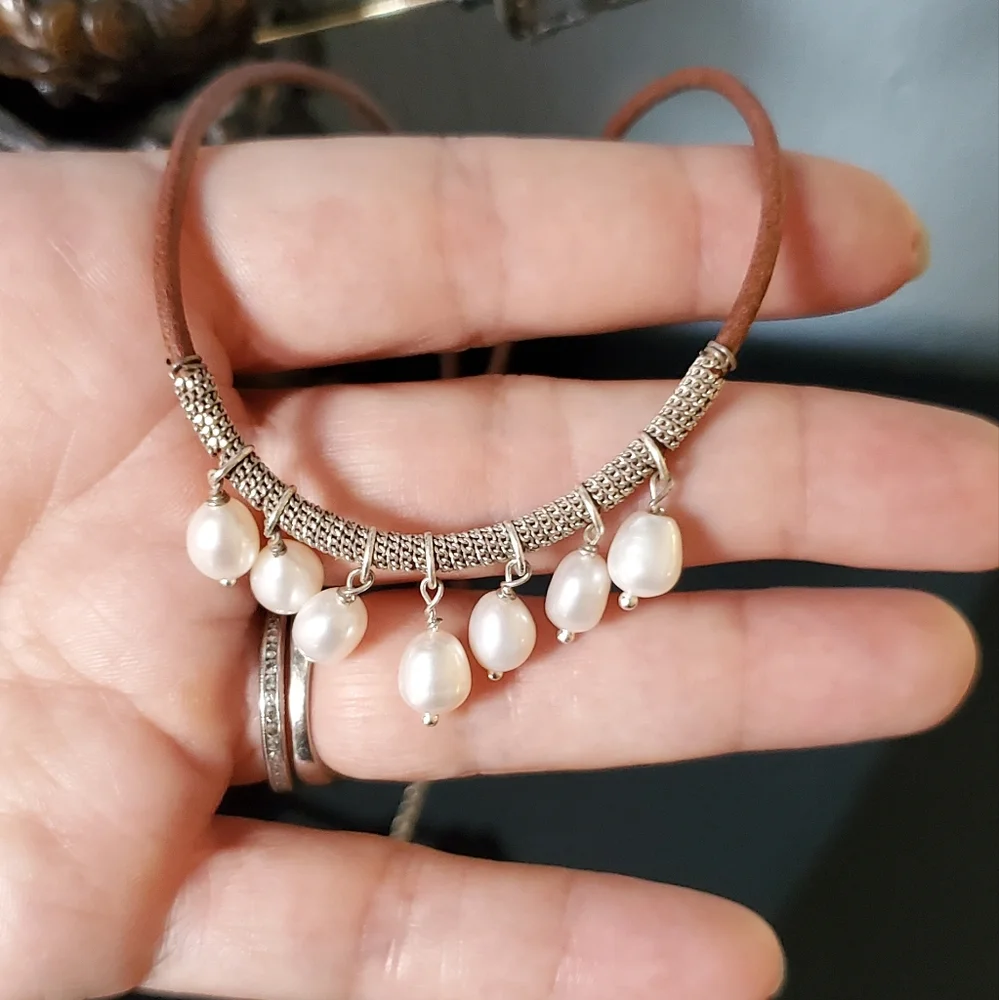Silpada Pearls Of Wisdom sterling leather and freshwater pearl necklace - Picture 11 of 14